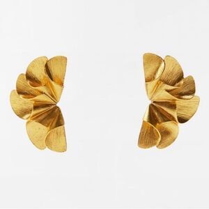 Hammered flower earrings M111